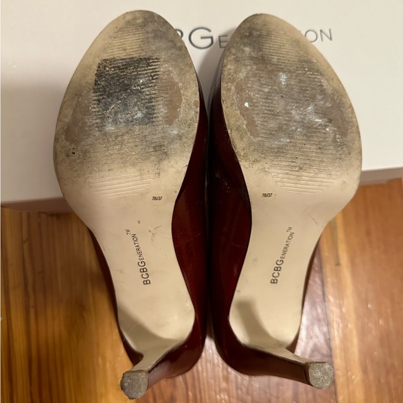 Bcbg red platform pumps - Picture 3 of 4